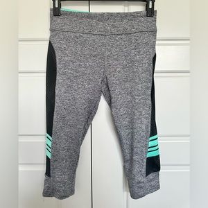 FOREVER 21 LEGGINGS - L